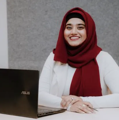 Gulrukh AsifKhan, registered psychotherapist at Empowering Roots